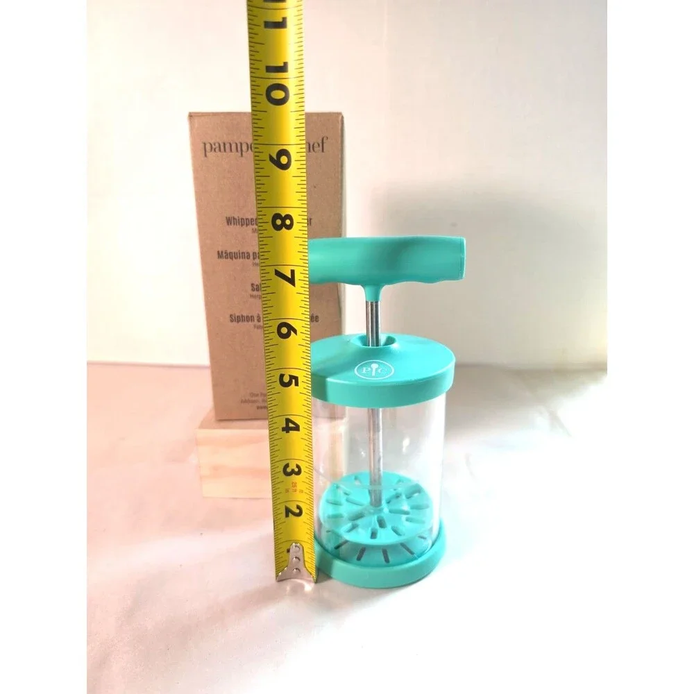Pampered Chef Whipped Cream Maker, Teal, Makes 2 Cups of Cream #1461